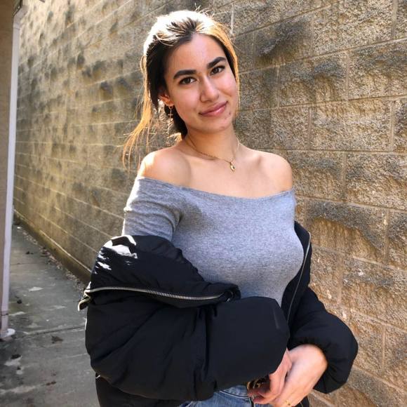 Meet your Posher, Amanda - Picture 1 of 1